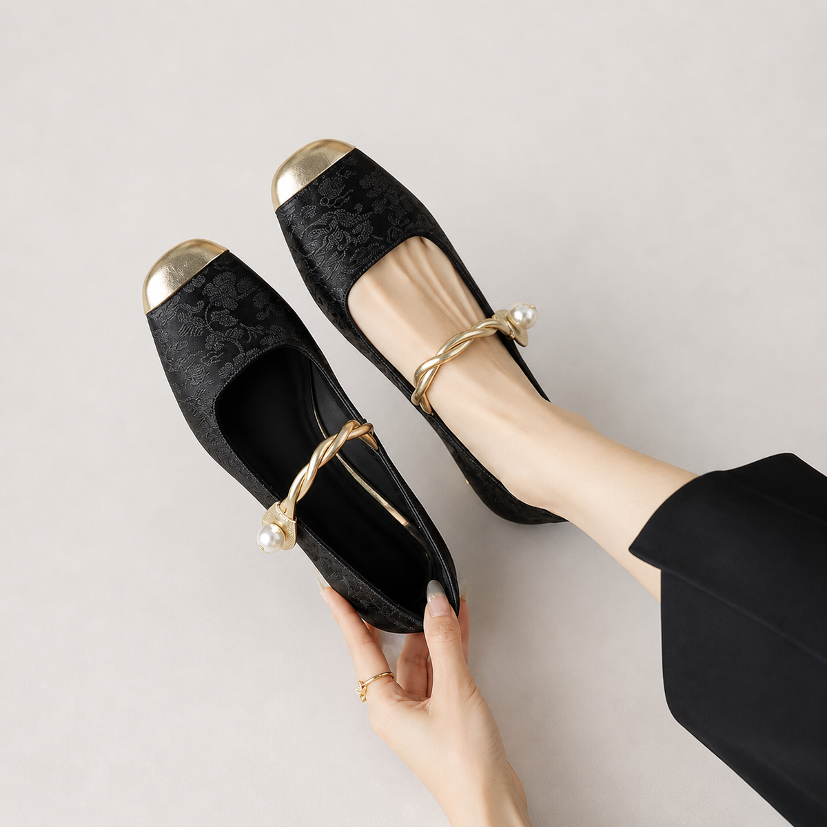 Daisy | Comfort Mary Janes
