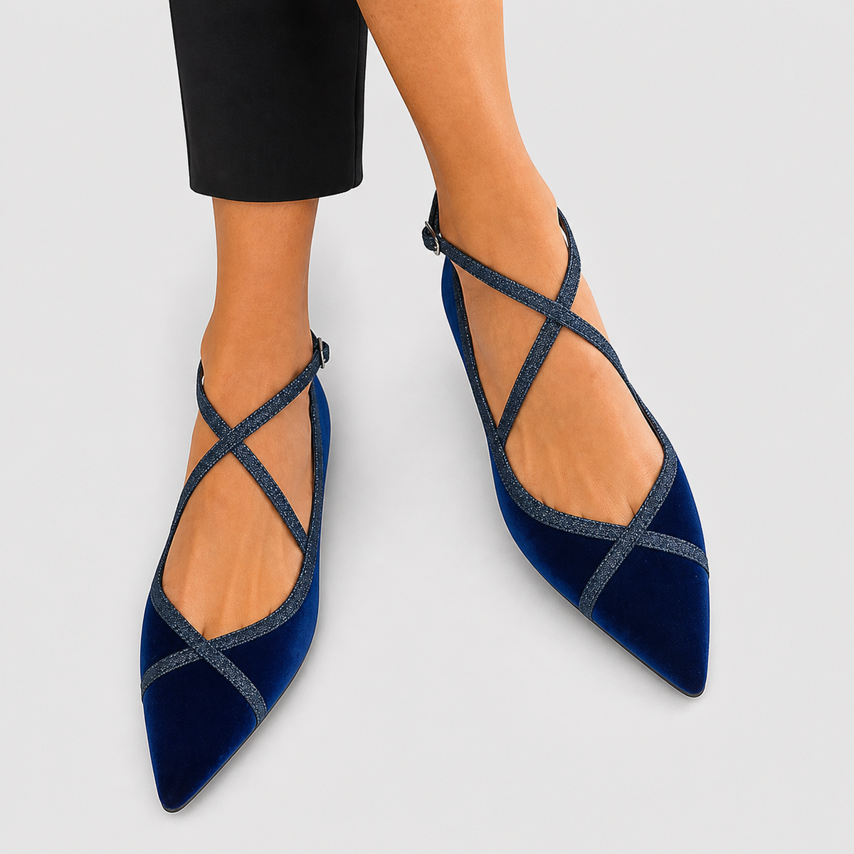 Noëlle | Chic Navy Loafers