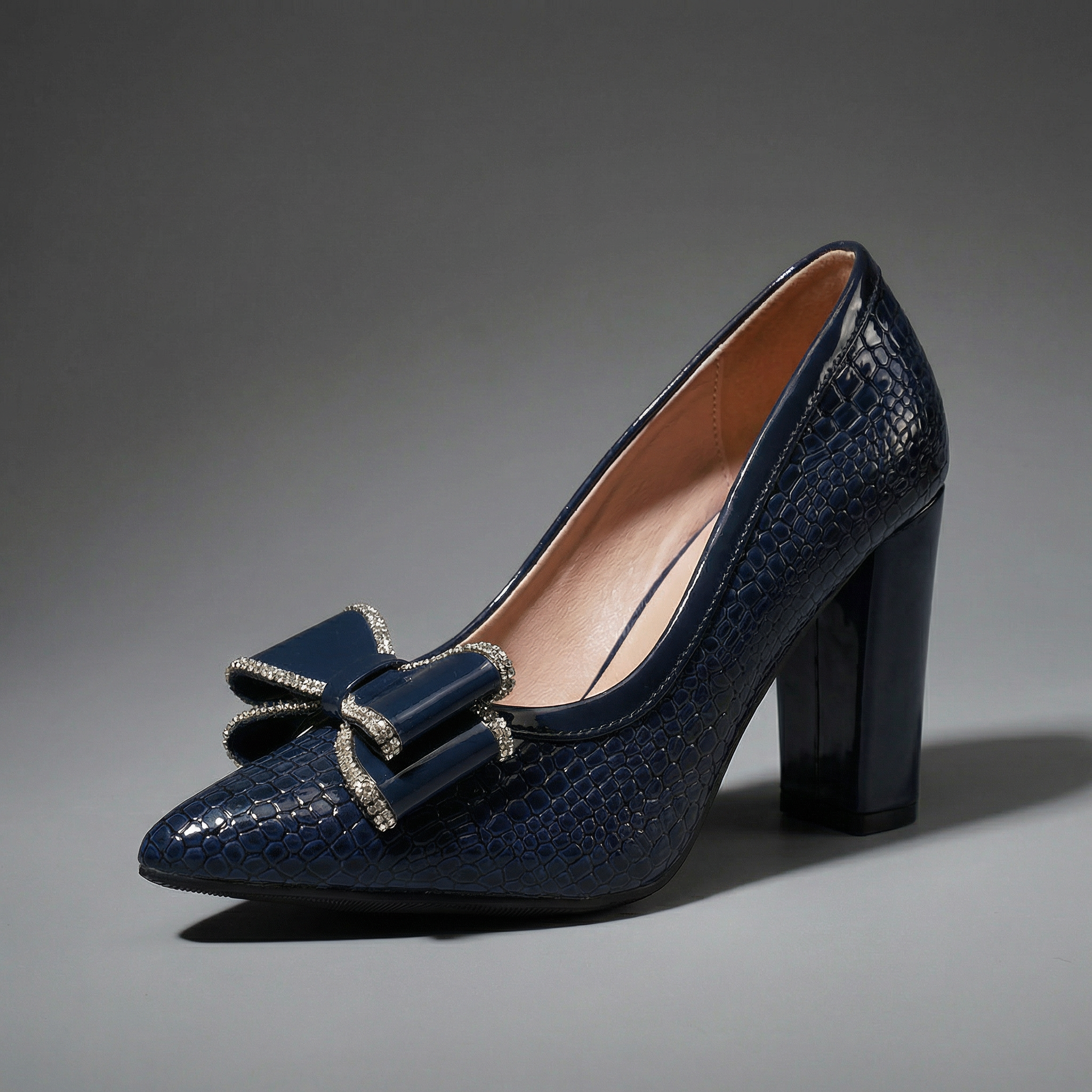 Camilla | Croc-Embossed Bow Pump