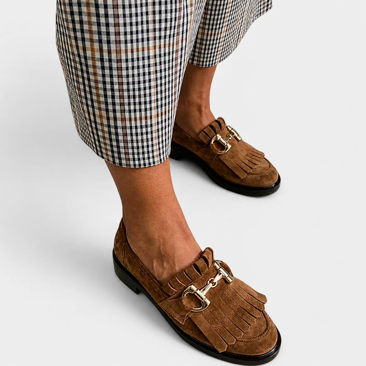 Fleur | Brown Round-Toe Loafers
