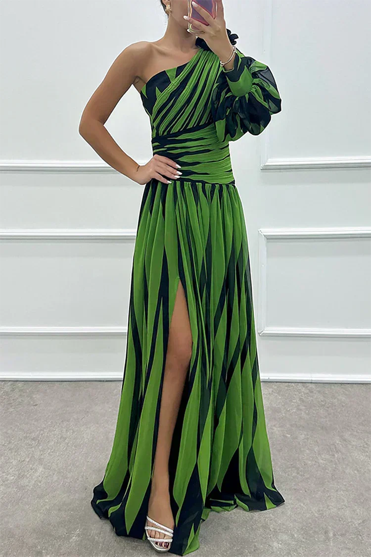 Lucia | One-Shoulder Striped Maxi Dress