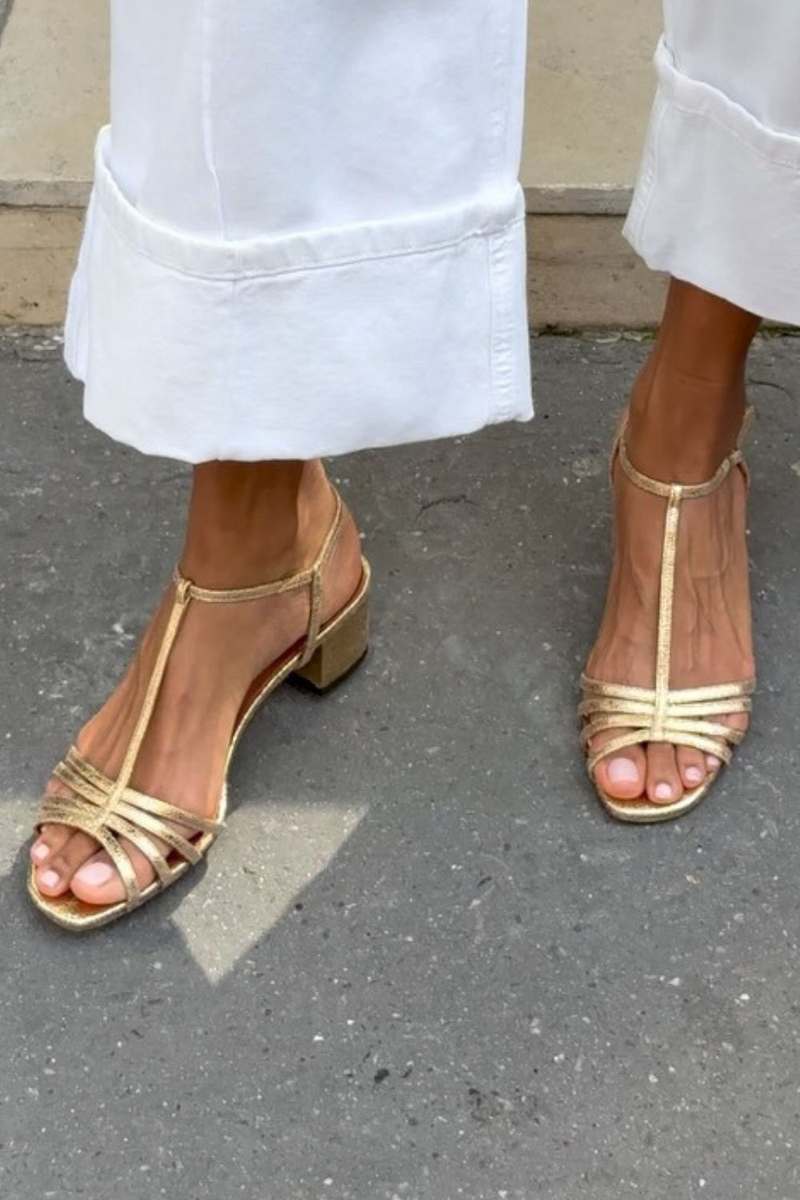 Elizabeth | Golden Everyday Sandals