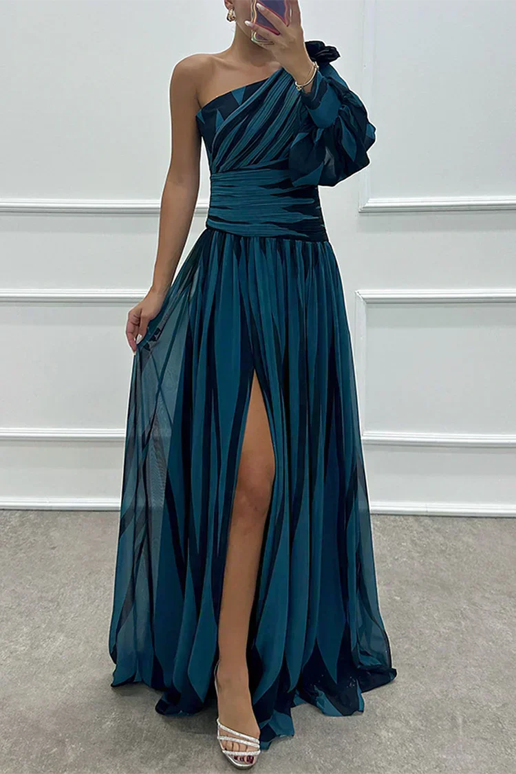 Lucia | One-Shoulder Striped Maxi Dress