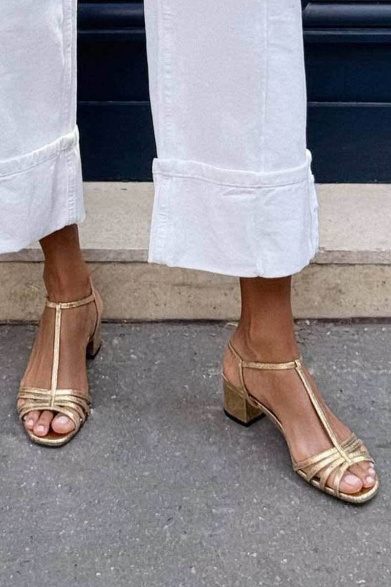 Elizabeth | Golden Everyday Sandals