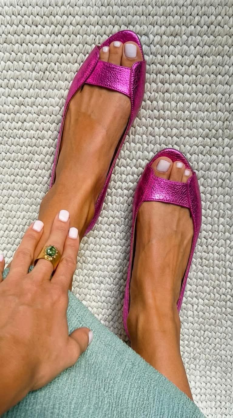 Evelyn | Chic Comfort Golden Sandals
