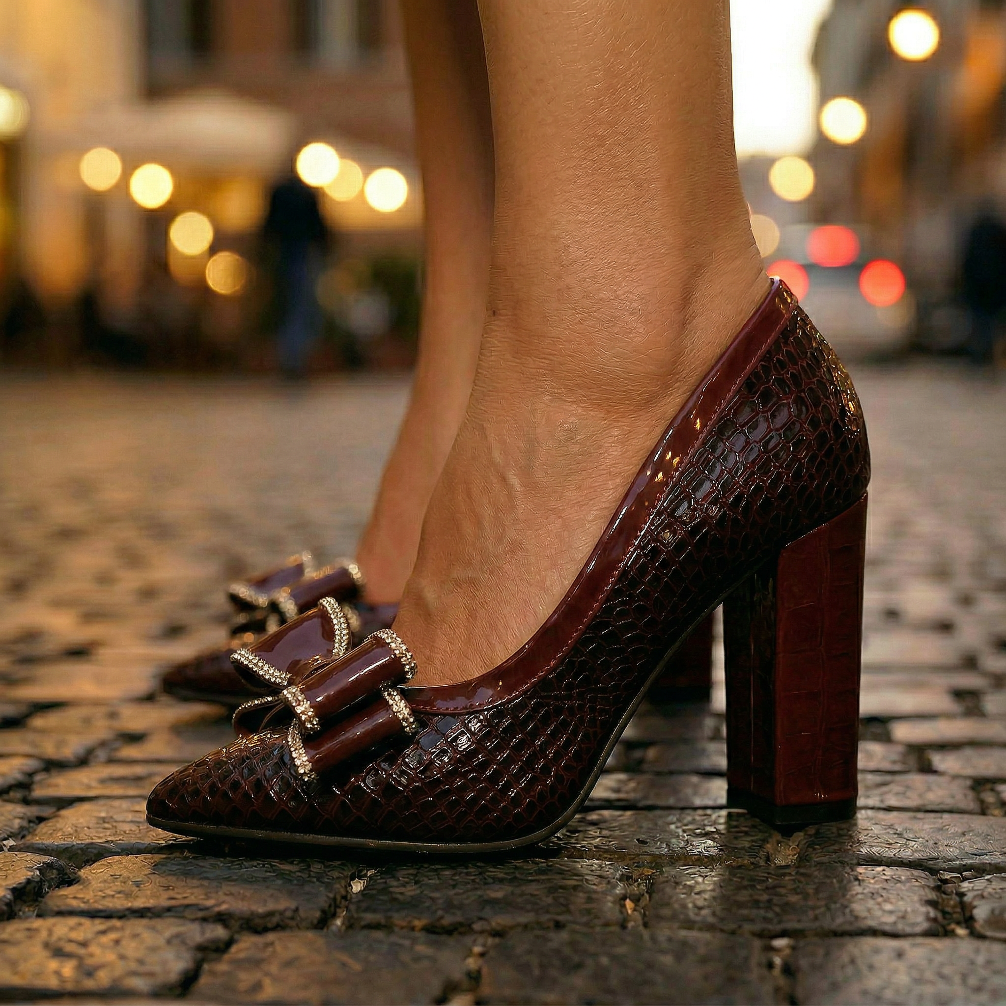 Camilla | Croc-Embossed Bow Pump