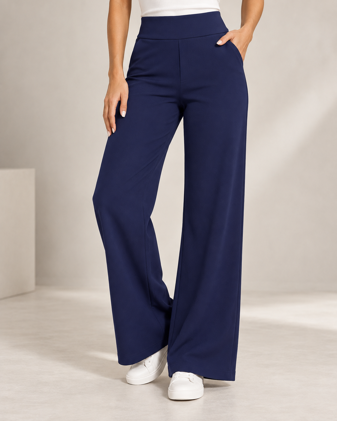 Lize | Wide-Leg Stretch Pants