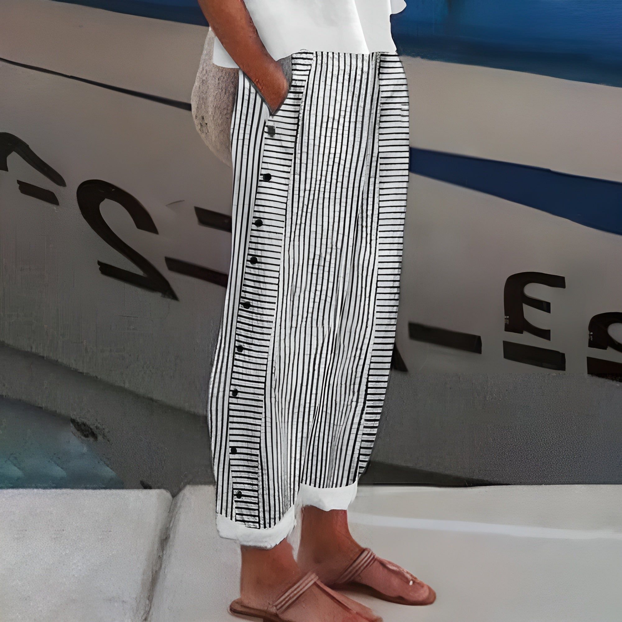 Ava | Straight-Leg Pants with Side Pockets